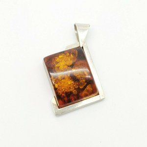 Vintage 925 Sterling Silver Elegant Amber Pendant